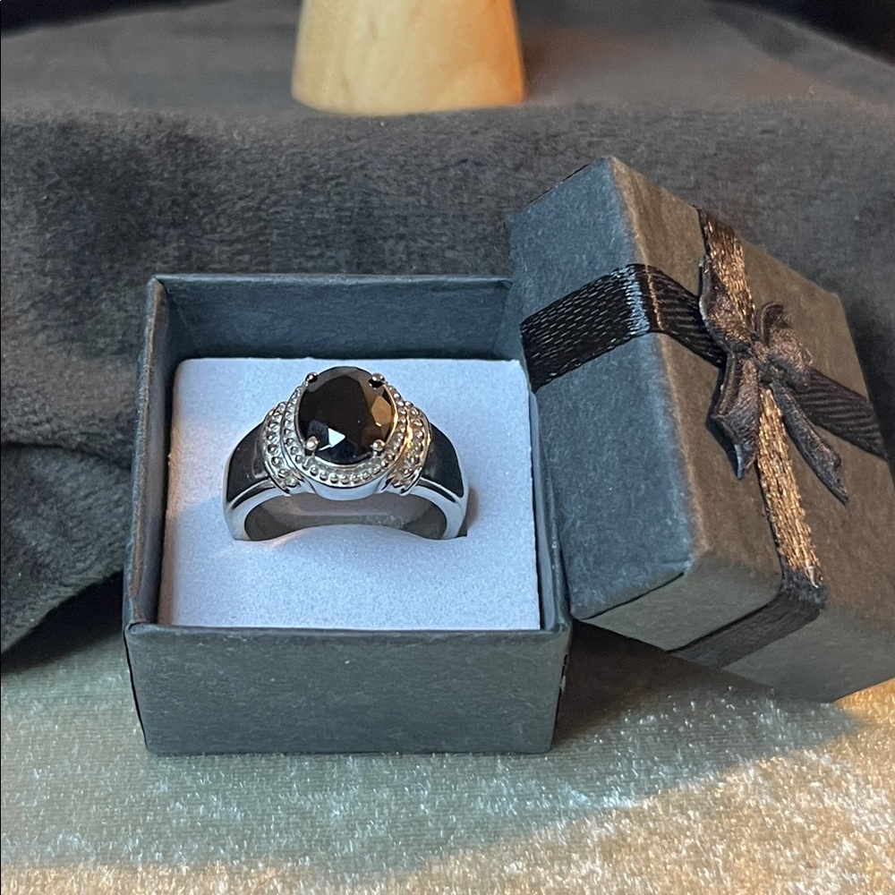 Thai Black Spinal Solitaire Ring Sz 8